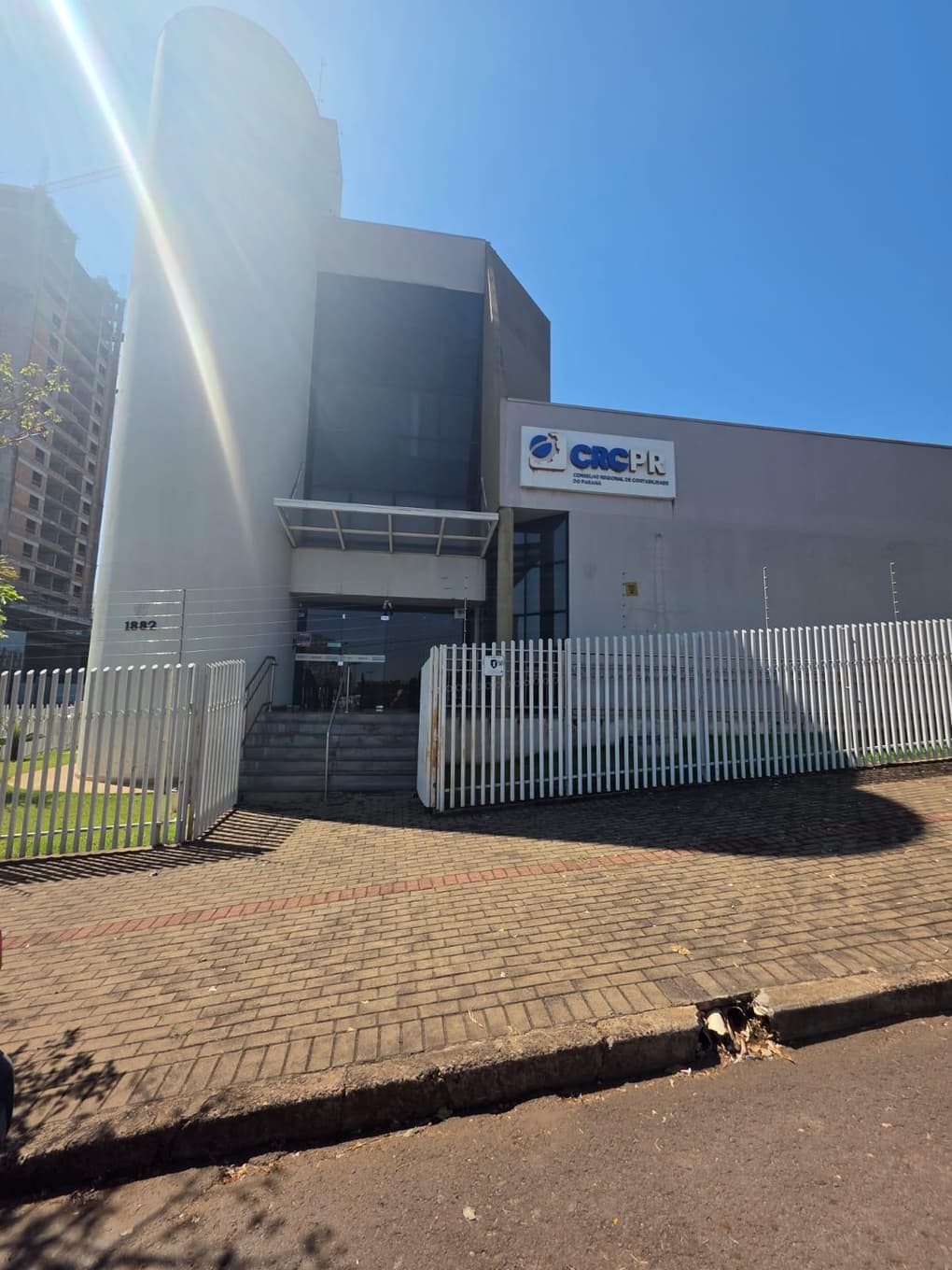 Foto 6 de 122: Comercial em leilão em Cascavel - PR — EDIFÍCIO COMERCIAL (CASCAVEL) E BENS MÓVEIS