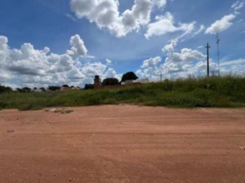 Foto 2 de 3: Terreno em leilão em Cerejeiras - RO, bairro José de Anchieta — Lote, 450.0 m2, Cerejeiras / RO