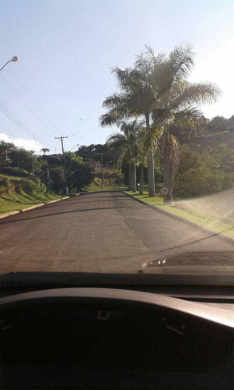 Foto 12 de 18: Terreno em leilão em Lindóia - SP — Lote de Terreno com 560,50m2, Cond. Mirante do Lago em Lindóia-SP