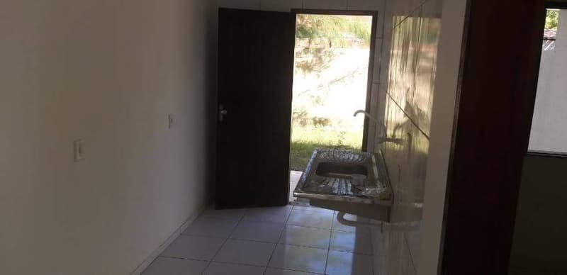 Foto 6 de 15: Apartamento em leilão em Horizonte - CE — Casa em Condomínio 78m² | Horizonte-CE | Cond. Novo Horizonte | Mal Cozinhado | 3 Qts - Próx. à Av. Pres. Castelo Branco e Estádio Domingão - Financiamento até 420 Meses!