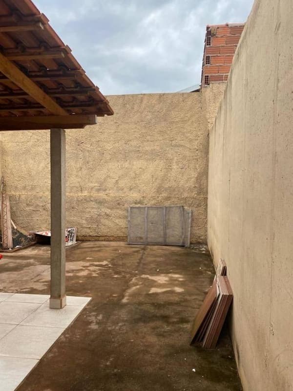 Foto 6 de 10: Casa em leilão em Itumbiara - GO, bairro Jardim Europa — Casa, Itumbiara / GO
