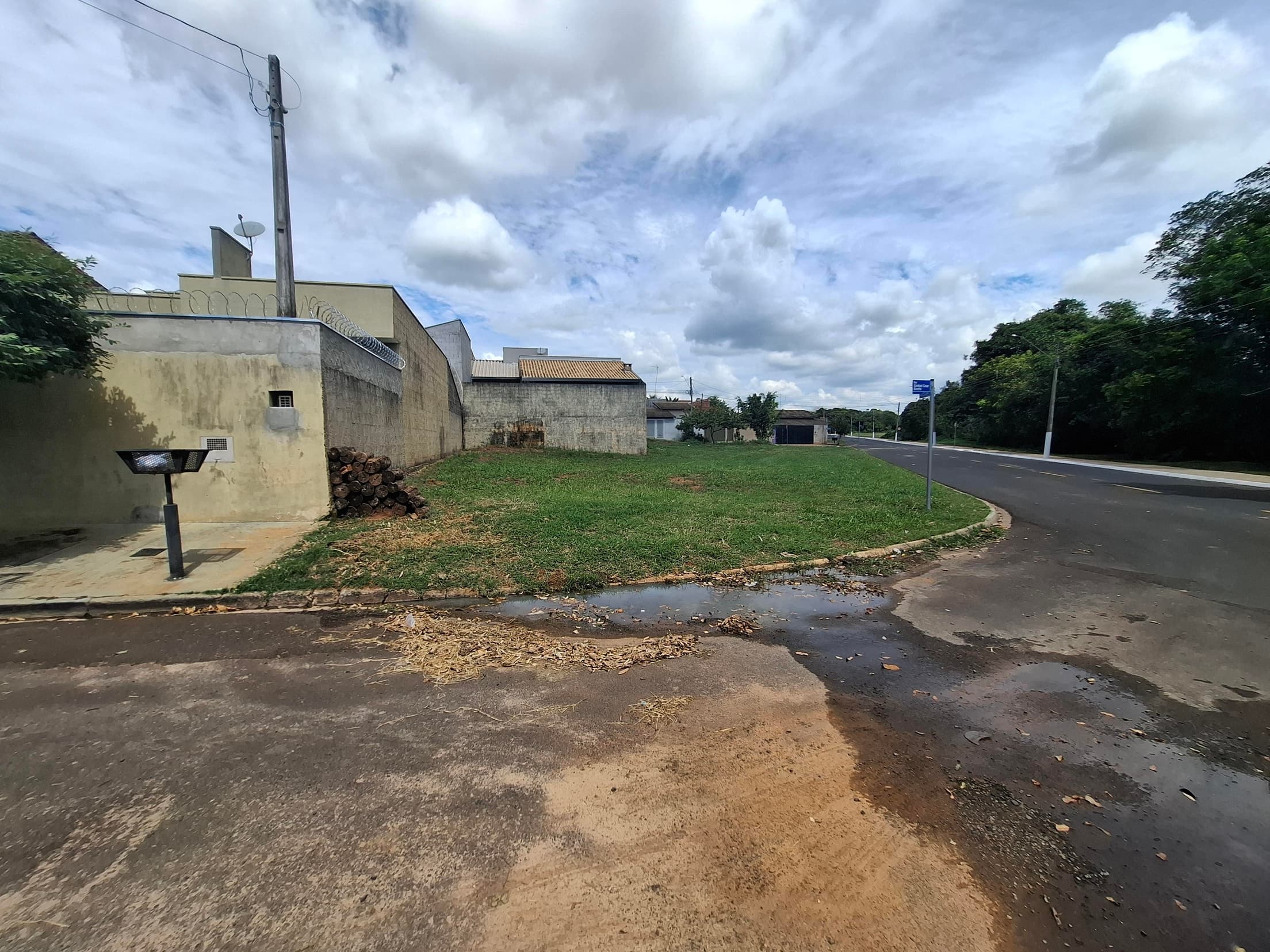 Foto 4 de 9: Terreno em leilão em Mirassol - SP — TERRENO NA QUADRA S COM ÁREA DE 324m², LOCALIZADO NA RUA JOÃO DE PAULA MACIEL, MIRASSOL/SP | MATRICULA 26.268