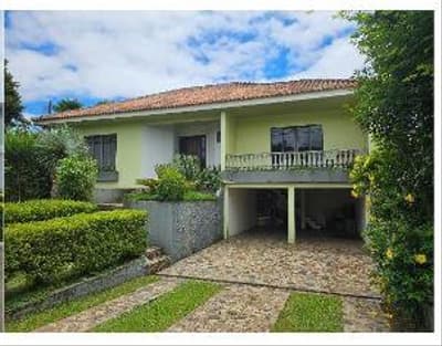 Foto 4 de 4: Casa em leilão em Ponta Grossa - PR, bairro Portal Boa Vista — Terreno com área de 788,38m², contendo uma casa com área de 316,27m²