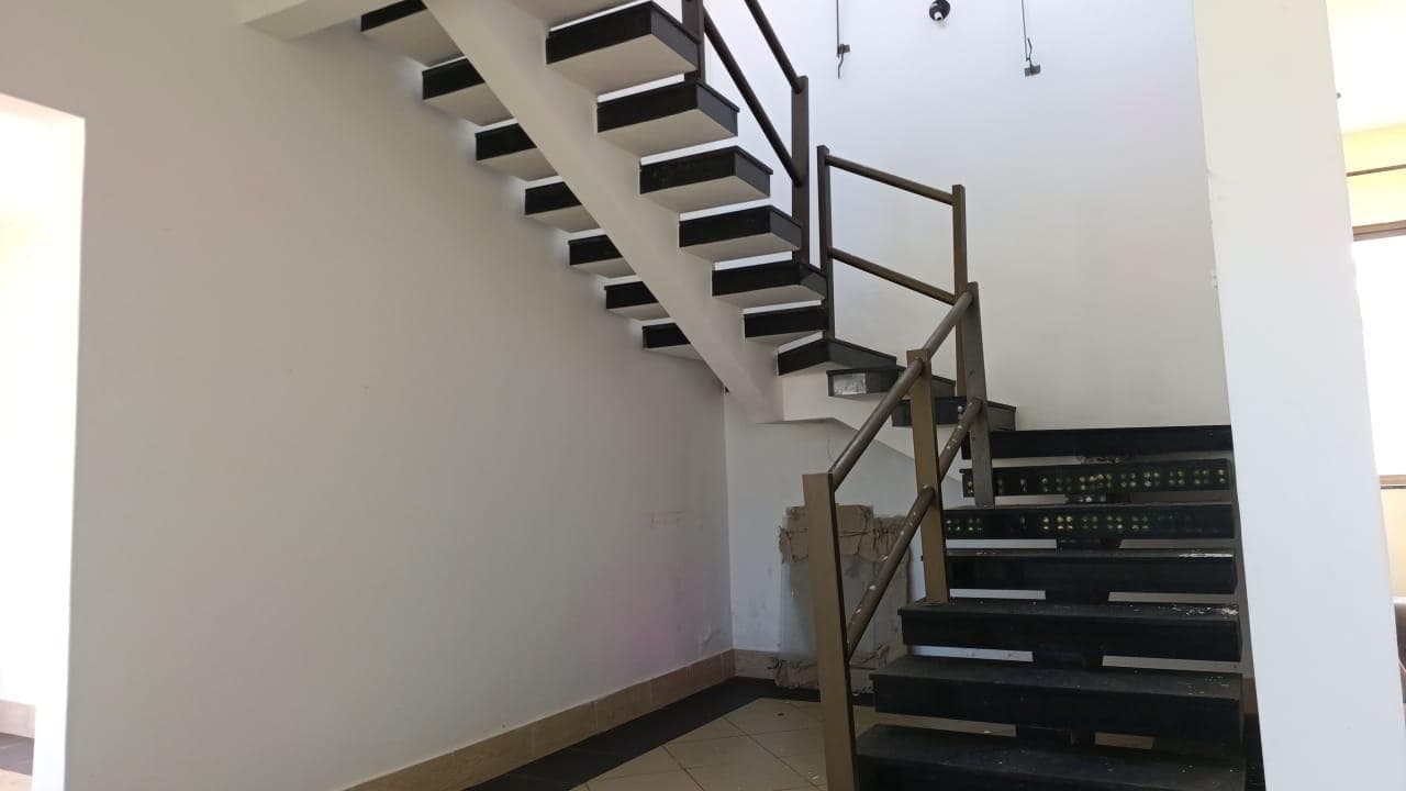Foto 5 de 20: Casa em leilão em Camaçari - BA, bairro Jauá — Casa em condomínio 568m², 6 vagas, Desocupada no Jauá, Camaçari/BA