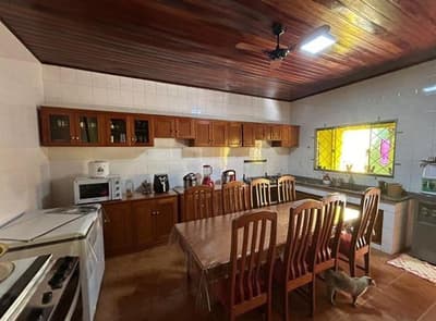 Foto 15 de 29: Casa em leilão em Ji-paraná - RO — Casa com 2 quartos (1 suíte) com área de 232,50m² - Nova Brasília, Ji-Paraná/RO