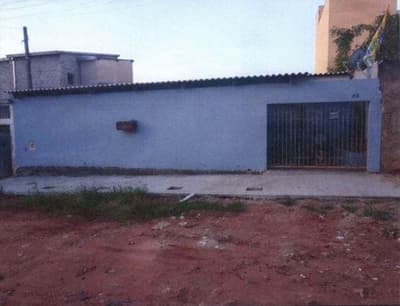 Terreno em leilão em Sumaré - SP — Imóvel residencial com área total de 125,63m², localizado na rua 16, n° 40, Município e Comarca de Sumaré/SP.