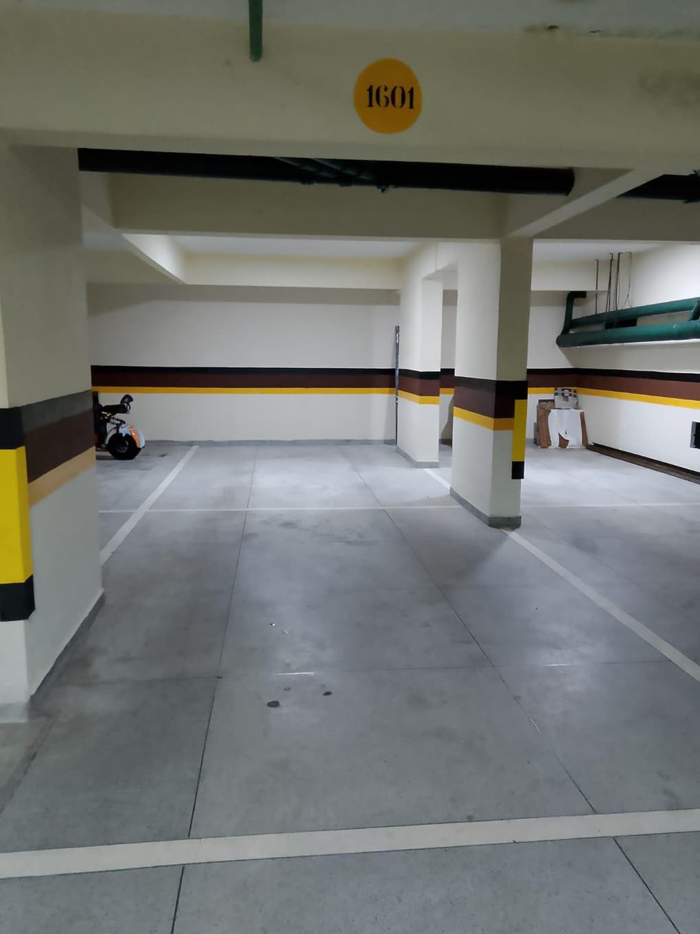Vaga de Garagem em leilão em Curitiba - PR — Vaga de Garagem Dupla do EDIFÍCIO RIO MISSOURI