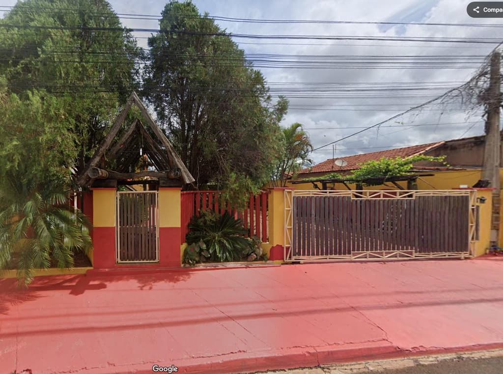 Foto 5 de 8: Comercial em leilão em Olímpia - SP — IMÓVEL COMERCIAL - POUSADA construída em terreno de 500m² - na cidade de Olímpia/SP