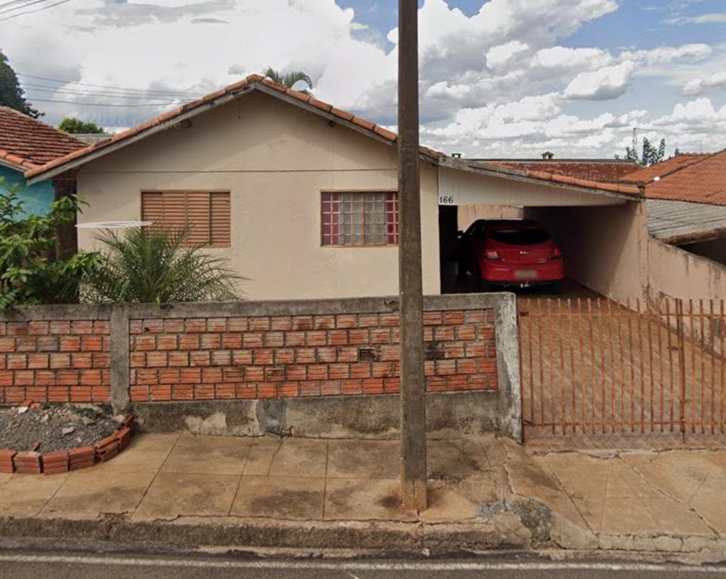 Casa em leilão em Nova Esperança - PR, bairro Jaime Canet — IMÓVEL RESIDENCIAL localizado na Rua Solimões, n. 166, Bairro Jaime Canet, Nova Esperança-PR