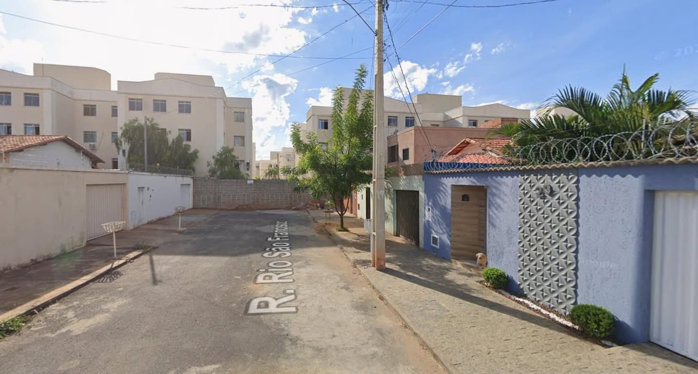 Foto 4 de 4: Casa em leilão em Montes Claros - MG — Casa 198m² no Planalto em Montes Claros/MG.
