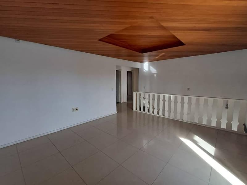 Foto 10 de 17: Casa em leilão em Canoas - RS, bairro Estradaância Velha — Casa, Canoas / RS