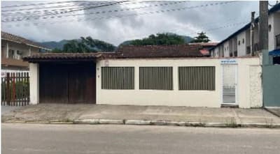 Casa em leilão em Ubatuba - SP, bairro Praia da Maranduba — Casa 177m², Praia da Maranduba, Ubatuba/SP