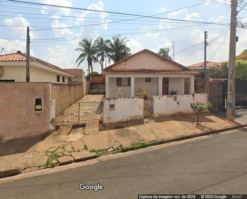 Foto 1 de 3: Casa em leilão em Catanduva - SP — Casa, A.T. 167m², A.C. 77m², 4 cômodos, Residencial Lunardelli, 16,66666%