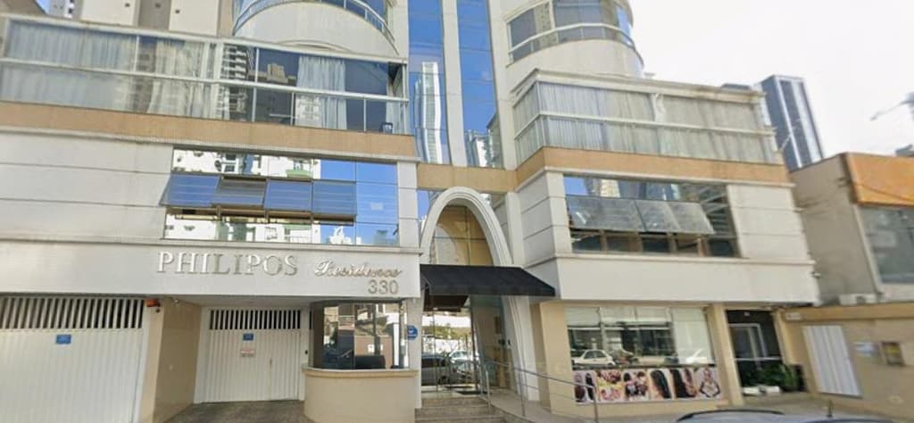 Foto 2 de 2: Apartamento em leilão em Balneário Camboriú - SC, bairro Centro — (25%) Apartamento A.P. 106m², 2 vagas de garagens (parte ideal)