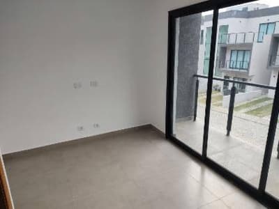 Foto 7 de 19: Casa em leilão em Cotia - SP, bairro Parque Frondoso — Casa 152m² | Cotia-SP | Res. Prime Frondoso | Parque Frondoso - Próx. ao Shopping Granja Vianna - Financiamento até 420 Meses!