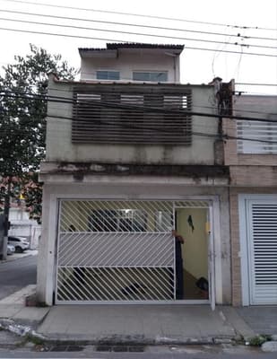 Casa em leilão em São Bernardo Do Campo - SP, bairro Anchieta — IMÓVEL RESIDENCIAL COM ÁREA TOTAL DE 101,06 M² e A.CONSTRÚIDA. 313,36 M², EM SÃO BERNARDO DO CAMPO-SP