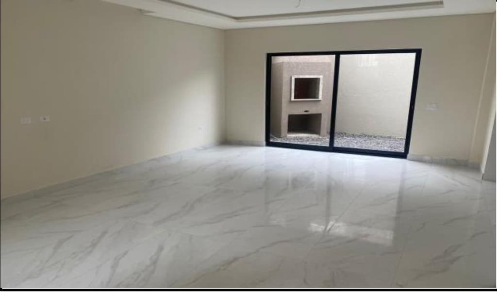 Foto 5 de 20: Casa em leilão em Curitiba - PR, bairro Xaxim — 157.06 m2, CURITIBA / PR