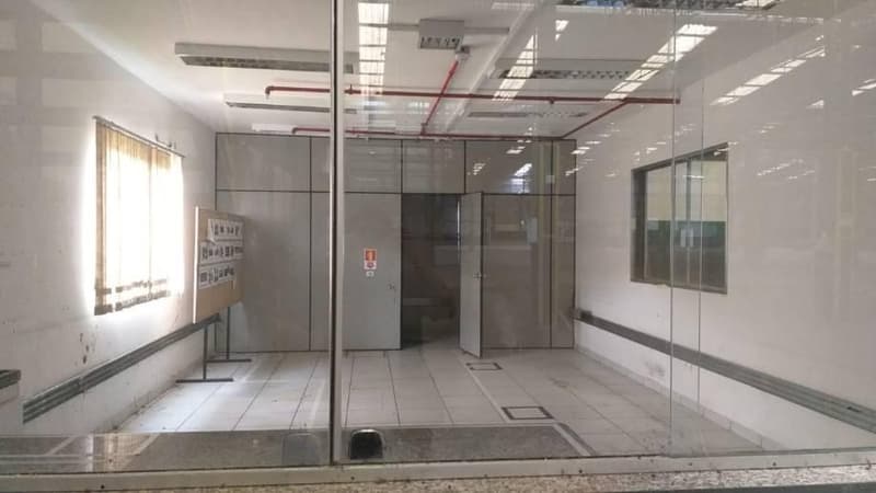 Foto 11 de 19: Comercial em leilão em Bom Jardim - RJ, bairro Corrego de Santo Antonio — Galpão, 30000.0 m2, Bom Jardim / RJ