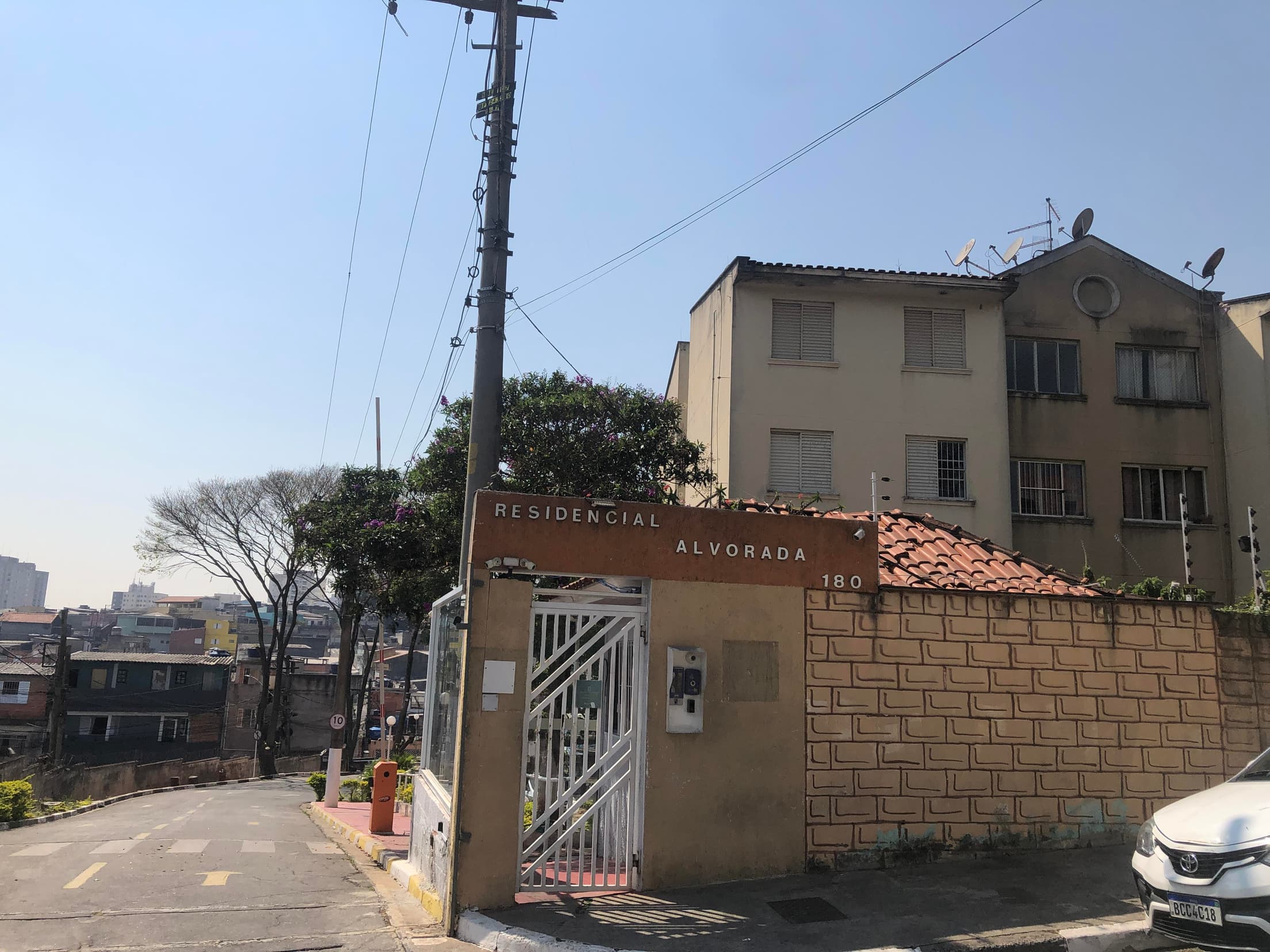 Apartamento em leilão em Osasco - SP — Apartamento 47m², Desocupado no Residencial Alvorada, Osasco/SP