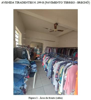 Foto 2 de 16: Comercial em leilão em Presidente Venceslau - SP, bairro Centro — Imóvel Residencial/Comercial