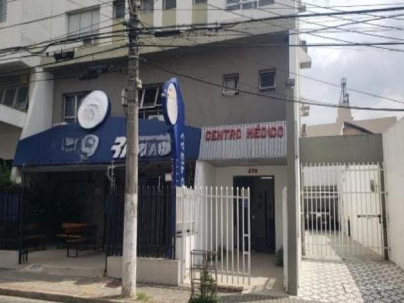 Foto 4 de 5: Comercial em leilão em Taubaté - SP, bairro Centro — Sala, Taubaté / SP