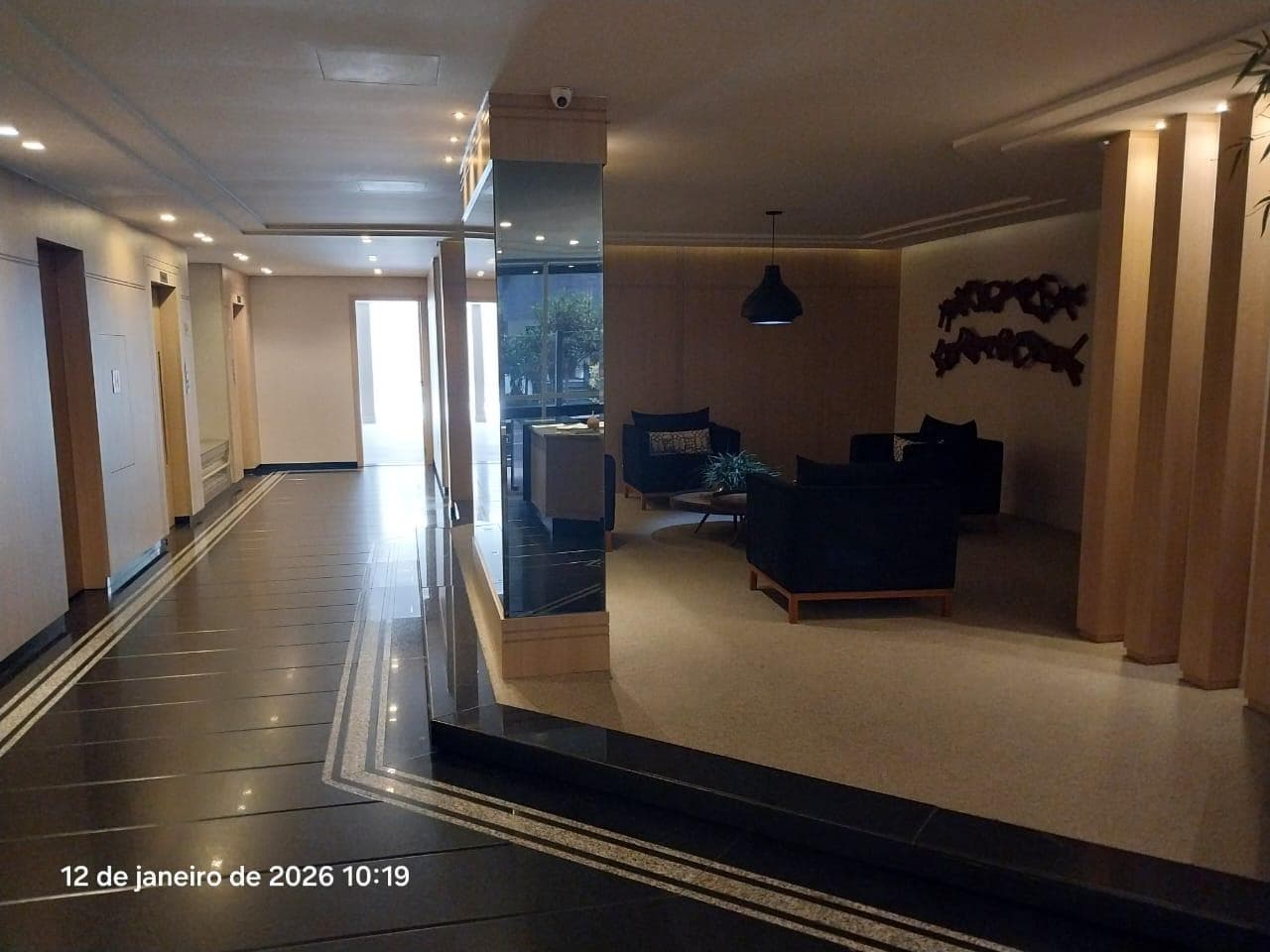 Foto 24 de 30: Apartamento em leilão em Curitiba - PR, bairro Água Verde — Apartamento (área de 159m²) com Vagas de Garagem Edifício Filadélfia - Água Verde Curitiba/PR