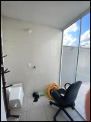 Foto 22 de 33: Comercial em leilão em Navegantes - SC — Prédio residencial com 03 andares na Rua Adm Manoel Damázio Mafra, Bairro Meia Praia, Navegantes/SC - SB Crédito