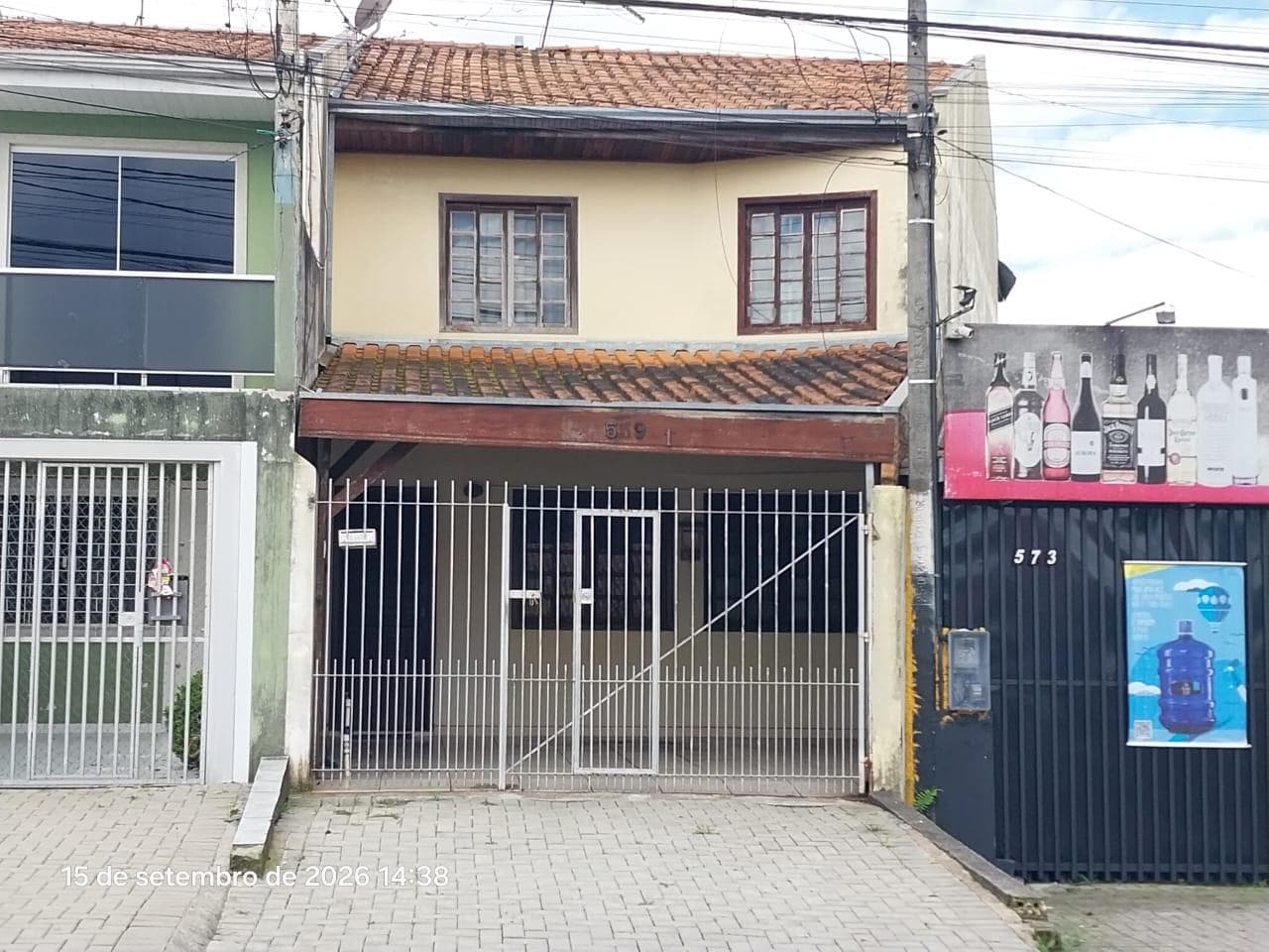 Foto 2 de 6: Casa em leilão em Curitiba - PR — Casa do CONDOMÍNIO RESIDENCIAL ALAN EDUARDO, Curitiba/PR