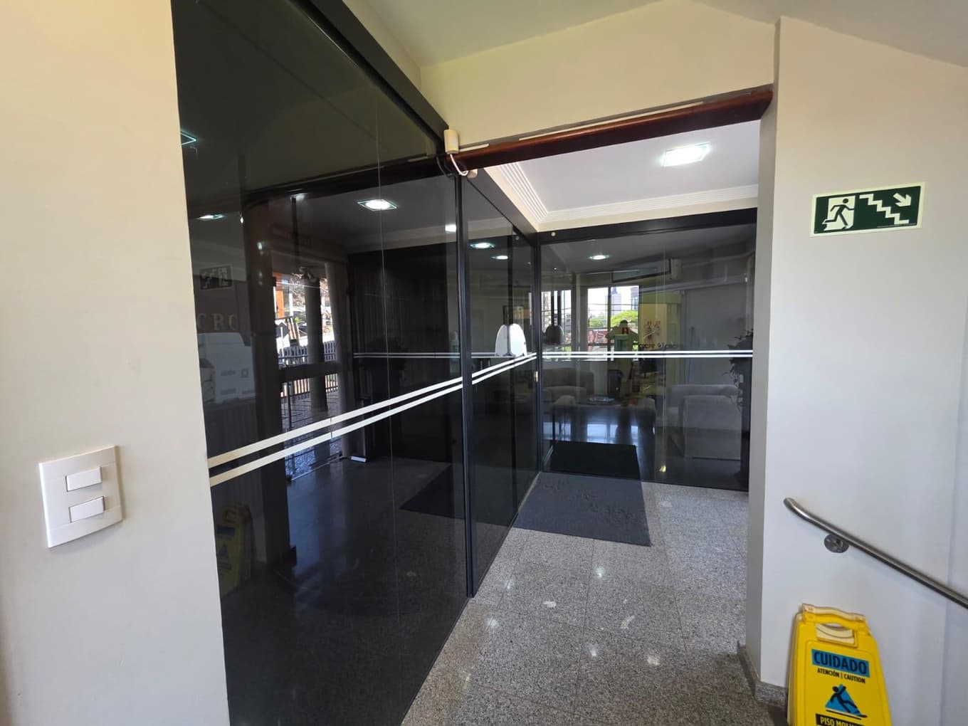 Foto 117 de 122: Comercial em leilão em Cascavel - PR — EDIFÍCIO COMERCIAL (CASCAVEL) E BENS MÓVEIS