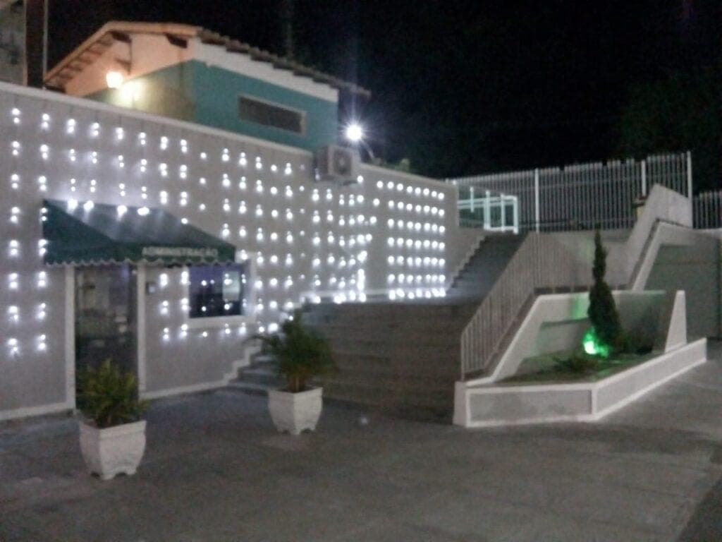 Foto 7 de 21: Apartamento em leilão em Niterói - RJ, bairro Fonsca — APARTAMENTO 306, DO BLOCO 01, NA RUA DESEMBARGADOR MÁRIO FERNANDES PINHEIRO, Nº 127, FONSECA, NITERÓI/RJ
