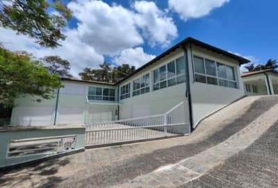 Foto 1 de 48: Casa em leilão em Santana De Parnaíba - SP — IMÓVEL URBANO COM ÁREA TOTAL DE 5.381,90 m2 EM SANTANA DE PARNAÍBA-SP