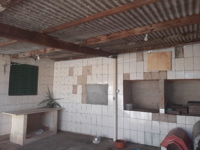Foto 12 de 18: Apartamento em leilão em Piracicaba - SP, bairro Santa Terezinha — Prédio residencial situado à Rua Angatuba, nº 33, Piracicaba/SP