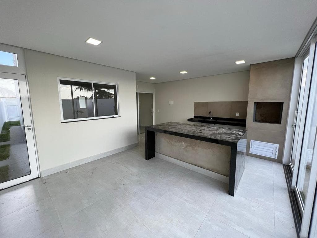 Foto 11 de 14: Casa em leilão em Campo Verde - MT — CASA RESIDENCIAL | A.C. 87,13 E A.T 180M² - COND. BOSQUE DOS BURITIS I | CAMPO VERDE/MT - COD. 754623