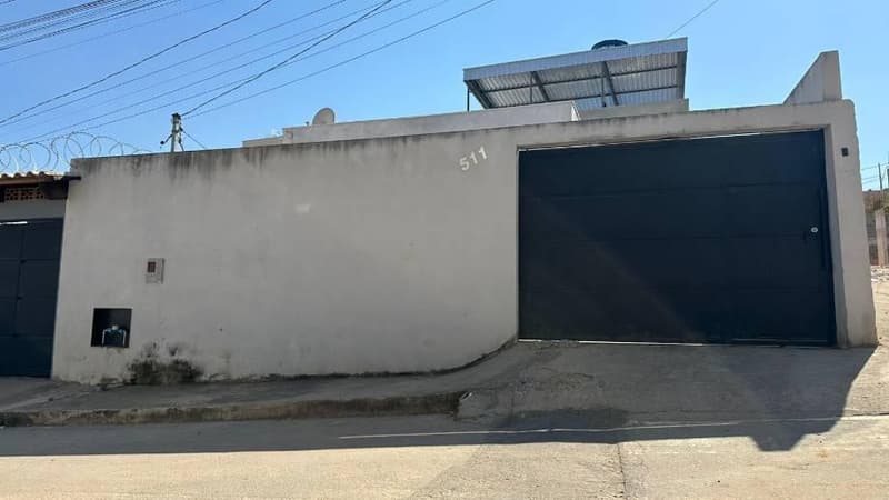 Foto 3 de 3: Casa em leilão em Nova Serrana - MG, bairro Luzia Maria Dos Santos — Casa, Ocupado, Nova Serrana / MG (33% abaixo da avaliação)