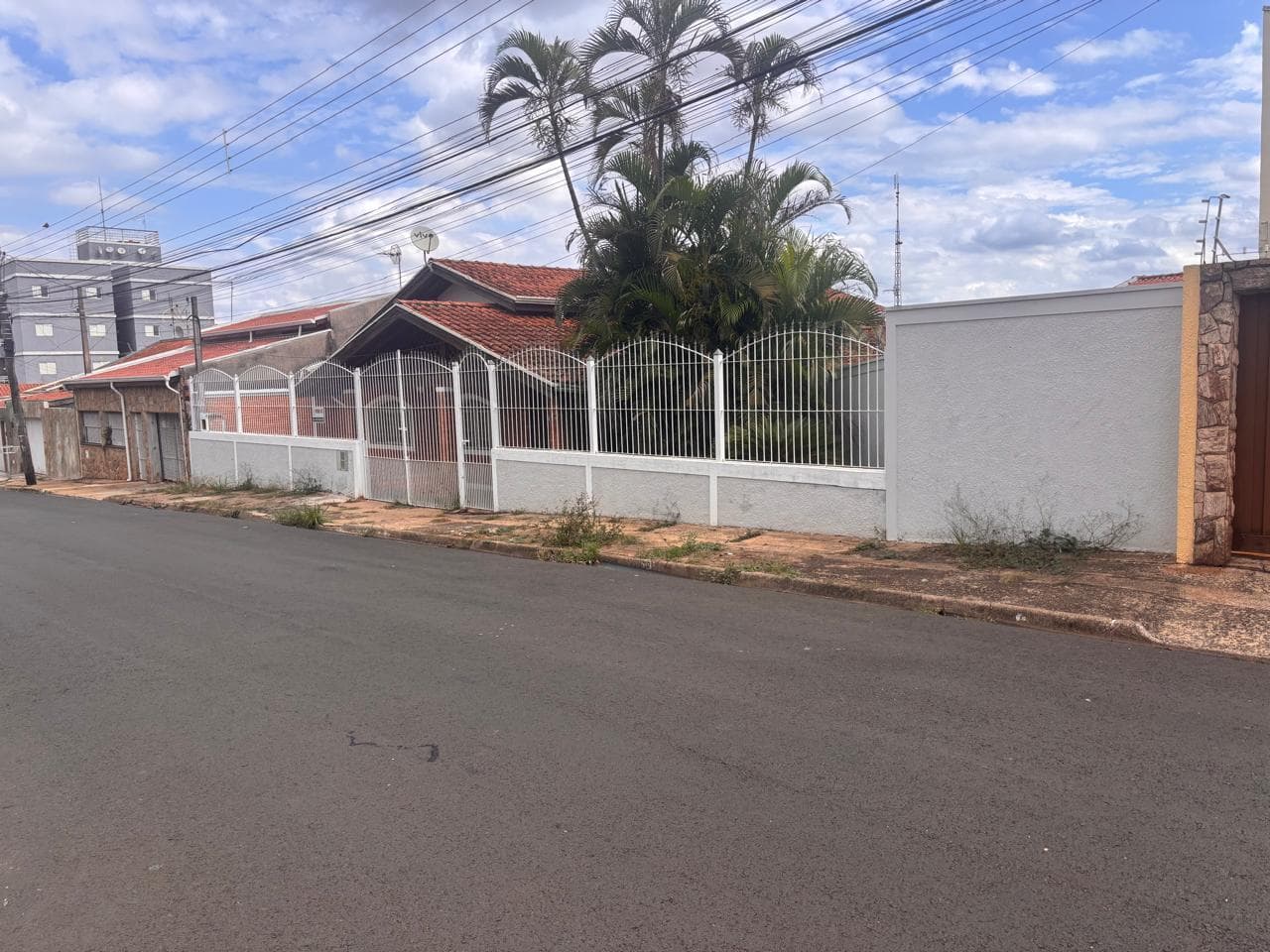 Foto 2 de 36: Casa em leilão em Hortolândia - SP — CASA COM 492m² A.T. e 216,20 de A.C. EM HORTOLÂNDIA/SP