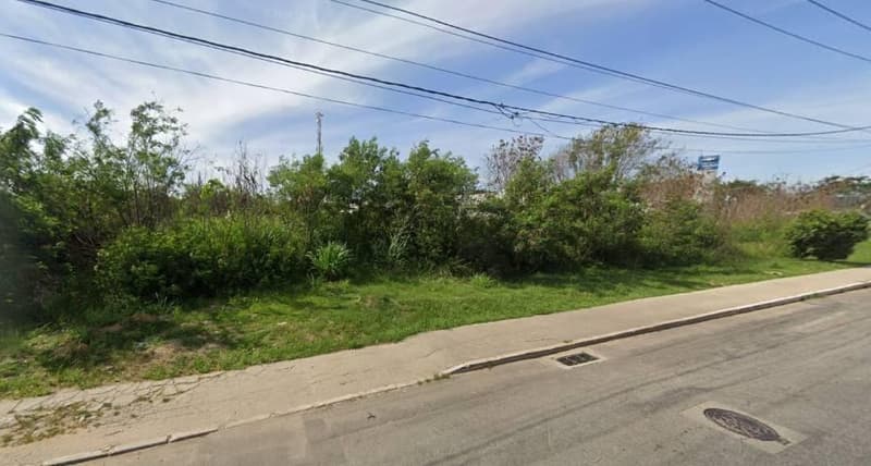 Foto 2 de 4: Terreno em leilão em Macaé - RJ — Lote, Desocupado, 24995.79 m2, Macaé / RJ