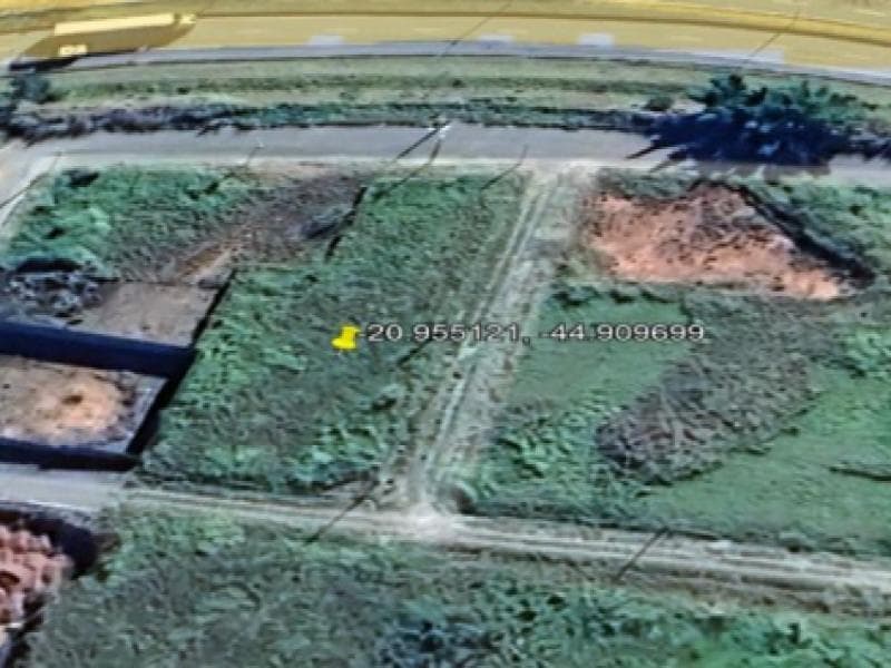 Foto 2 de 3: Terreno em leilão em Santo Antônio Do Amparo - MG — Lote, 240.0 m2, Santo Antônio do Amparo / MG
