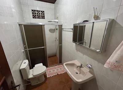Foto 17 de 29: Casa em leilão em Ji-paraná - RO — Casa com 2 quartos (1 suíte) com área de 232,50m² - Nova Brasília, Ji-Paraná/RO