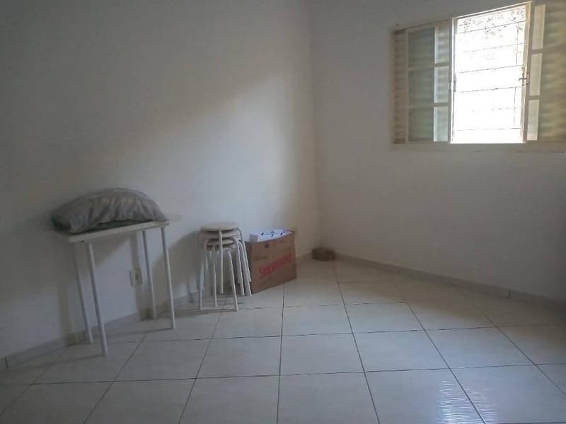 Foto 3 de 11: Casa em leilão em Lorena - SP, bairro Santa Terezinha — Casa, Ocupado, Lorena / SP (28% abaixo da avaliação)