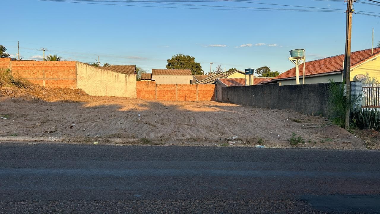 Foto 1 de 4: Terreno em leilão em Coxim - MS, bairro Morada Altos de São Pedro — TERRENO URBANO | A.T. 450 M² | BAIRRO MORADA ALTOS DE SÃO PEDRO | COXIM/MS