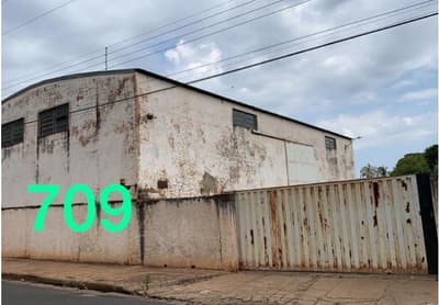 Foto 2 de 3: Casa em leilão em Neves Paulista - SP — RESIDENCIA, CONSTRUIDA DE TIJOLOS E COBERTA DE TELHAS, LOCALIZADA À RUA 15 DE NOVEMBRO