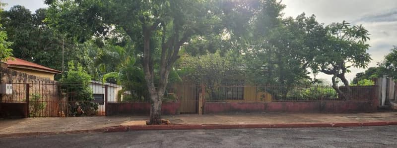 Foto 2 de 3: Casa em leilão em Porecatu - PR, bairro Centro — Parte ideal de 4/44 do imóvel localizado na Rua Araguaia, nº 279, Centro, Porecatu/PR