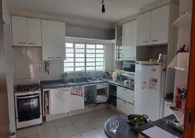 Foto 25 de 36: Casa em leilão em Apucarana - PR — Sobrado com área de 359,22m² e área total de terreno de 554,86m² - Apucarana/PR