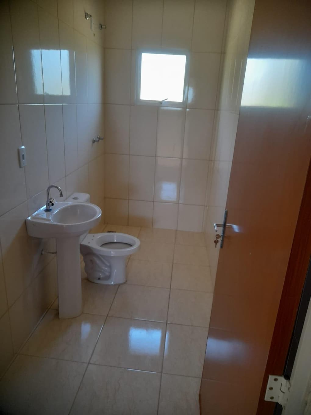 Foto 9 de 13: Casa em leilão em Neves Paulista - SP — Casa 100m², DESOCUPADA e vaga no Residencial Villagio Canto Chão, Neves Paulista/SP