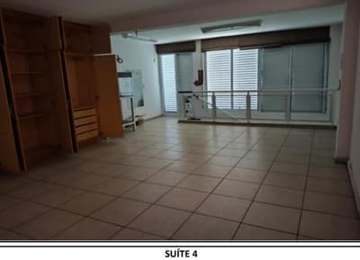 Foto 20 de 48: Casa em leilão em Santana De Parnaíba - SP — IMÓVEL URBANO COM ÁREA TOTAL DE 5.381,90 m2 EM SANTANA DE PARNAÍBA-SP
