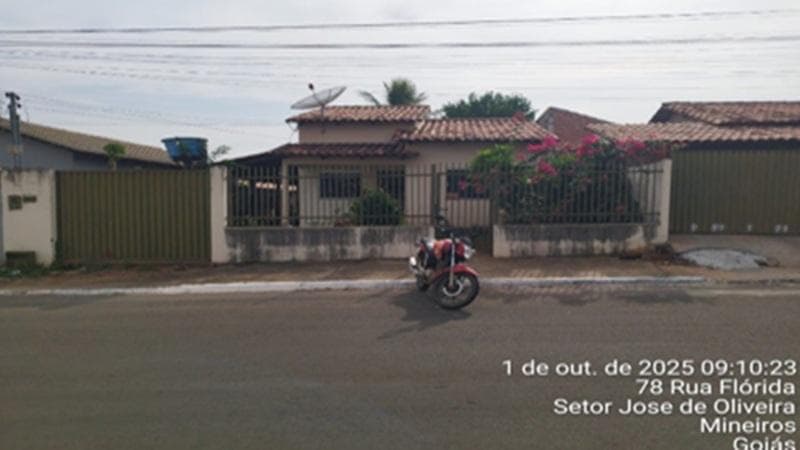Foto 1 de 8: Casa em leilão em Mineiros - GO, bairro Setor José de Oliveira Martins — CASA RESIDENCIAL | A.T. 345 M² E A.C 105,40 M² BAIRRO SETOR JOSÉ DE OLIVEIRA MARTINS | MINEIROS/GO