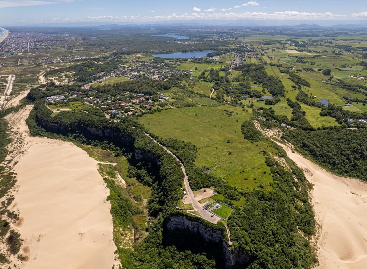 Foto 14 de 22: Terreno em leilão em Araranguá - SC — Lote de Terreno com 450m² - Morro dos Conventos - Araranguá - SC