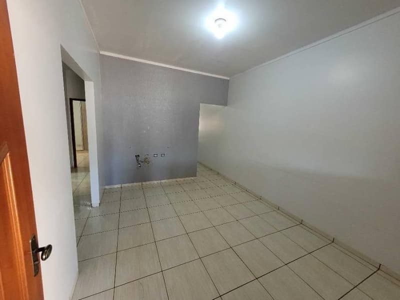 Foto 6 de 10: Casa em leilão em Santa Helena De Goiás - GO — Casa, Ocupado, Santa Helena De Goiás / GO (55% abaixo da avaliação)