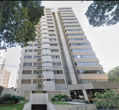 Comercial em leilão em Umuarama - PR — Garagem com área de 26,317093 m², Umuarama/PR