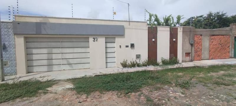 Foto 1 de 3: Casa em leilão em Juazeiro Do Norte - CE — Casa, Juazeiro Do Norte / CE